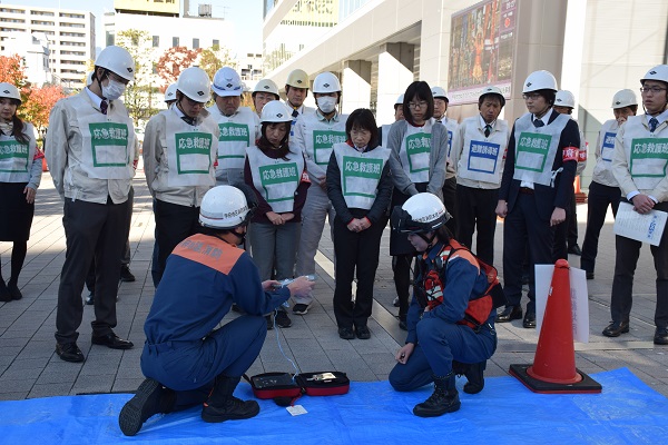 令和元年度本庁舎総合防火防災訓練の写真4