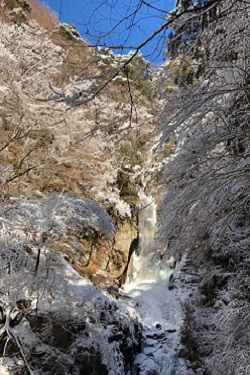 雪の大滝