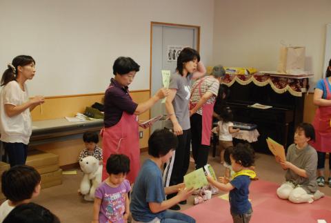 写真：子育てサークル活動風景（1）