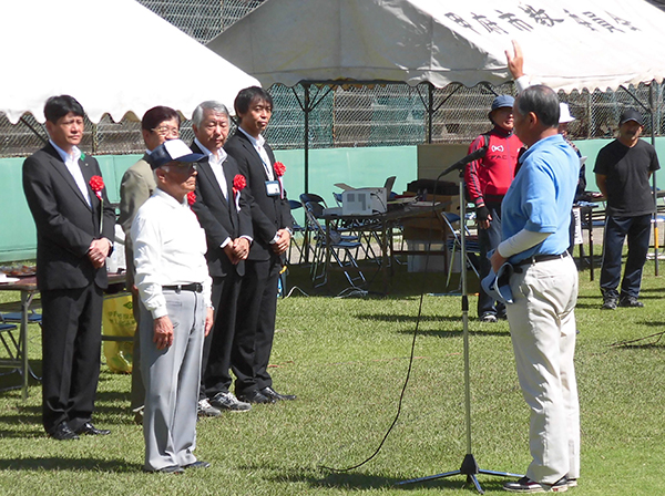 5月18日 甲府市高齢者学級協議会 第7回グラウンド・ゴルフ大会の写真1