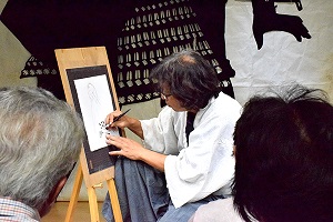 7月13日 こうふ開府500年応援事業「武田信玄と24将立体切り絵展」の写真2