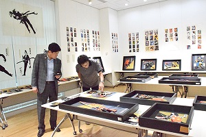 7月13日 こうふ開府500年応援事業「武田信玄と24将立体切り絵展」の写真5