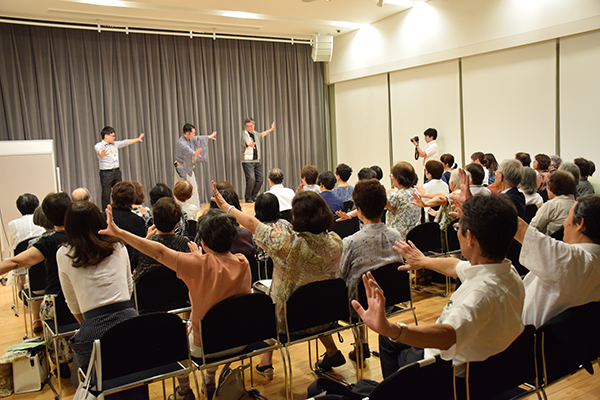 8月22日 歌舞伎ワークショップ「歌舞伎と舞踊」の写真1