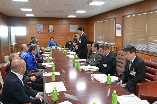 10月31日、11月2日・7日 市内工業団地入居企業の代表者との意見交換会の写真1