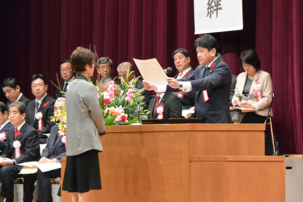 11月19日 第42回甲府市社会福祉大会の写真2