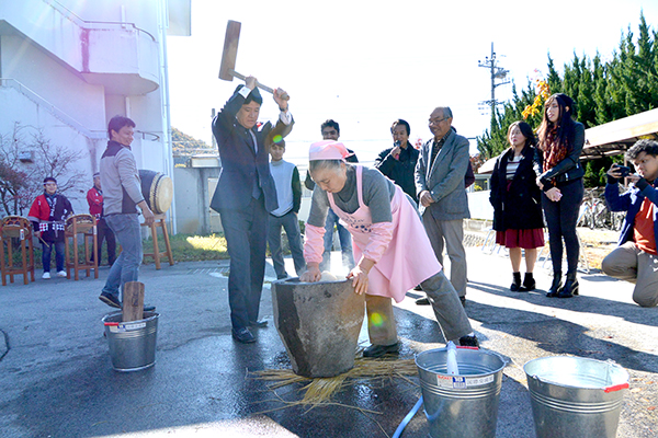 11月19日 甲府国際交流会館留学生と地域との交流会の写真4