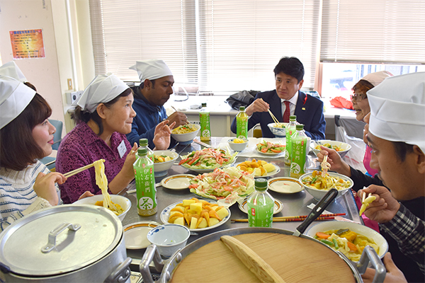 11月26日 第27回食の異文化交流会の写真1