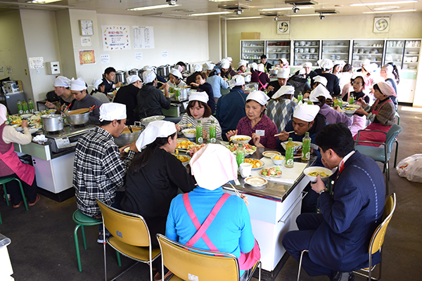 11月26日 第27回食の異文化交流会の写真3