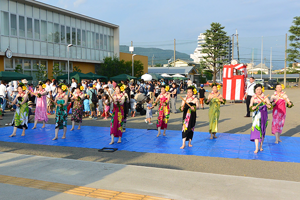 夏祭り納涼会の写真3