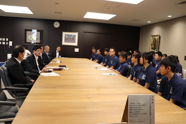 甲府市姉妹都市友好教育研修派遣団帰国報告会の写真3