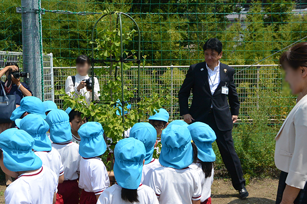 緑の遺産被爆樹木二世イチョウの木植樹5周年記念例会の写真2