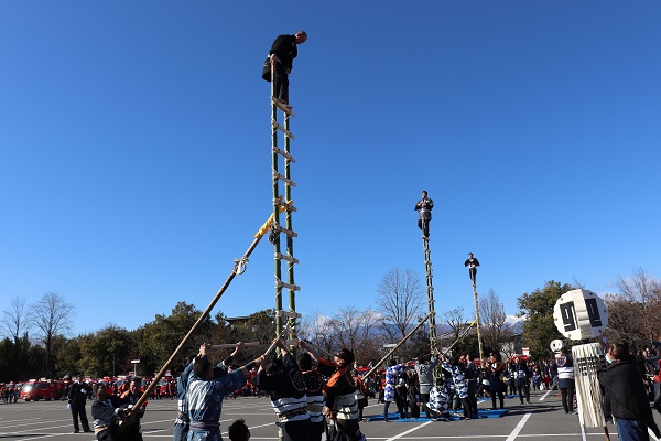 令和2年甲府市消防出初式の写真4