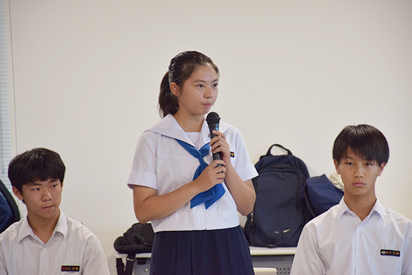 甲府市姉妹都市友好教育研修派遣団帰国報告の写真4