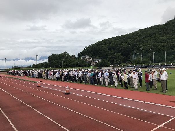 こうふ開府500年記念甲府市体育協会創立70周年記念市民グラウンドゴルフ大会の写真2