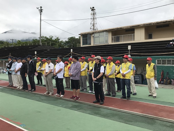 こうふ開府500年記念甲府市体育協会創立70周年記念市民グラウンドゴルフ大会の写真3