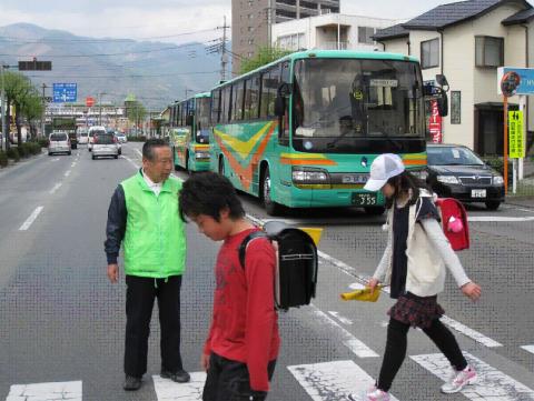 穴切・安全みまも隊の様子