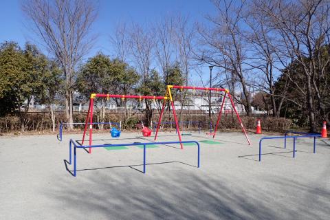 大津公園ブランコ