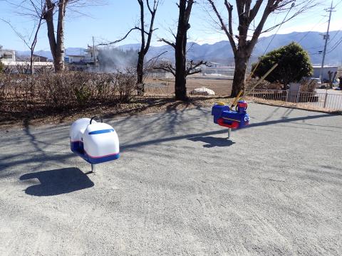 大津公園ロッキング遊具