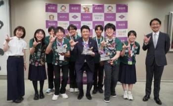 ファーストフジサン表敬2