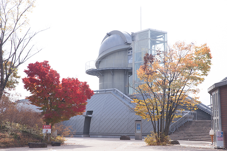 県立科学館の展望テラス