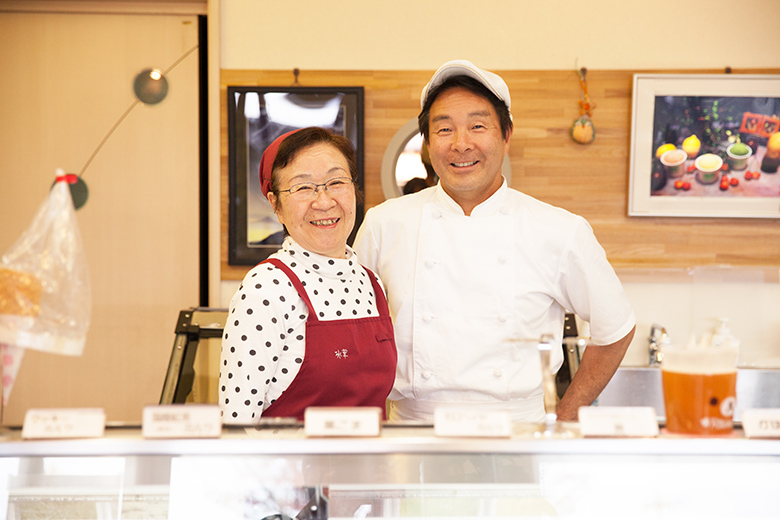 中西光茂さんと深田智子さん