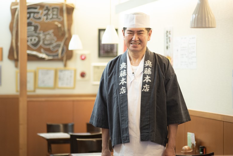 4代目店主の塩見大造さん