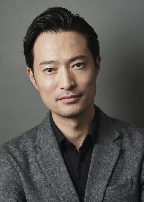 前川泰之さん宣材写真